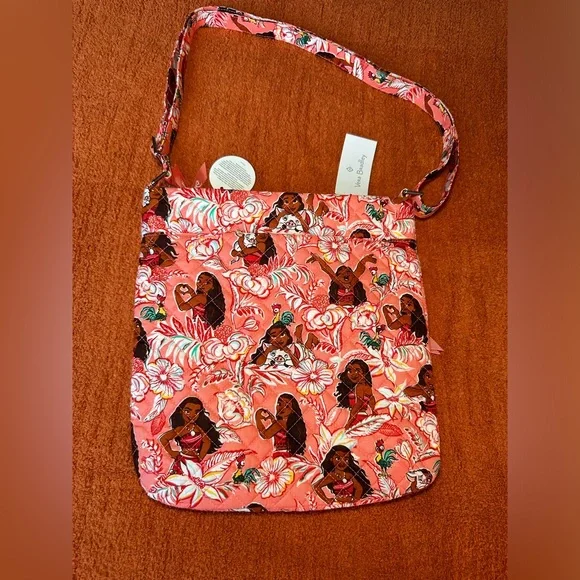 Vera Bradley x Disney Moana Adventure Triple-Zip Hipster NWT - Picture 2 of 3